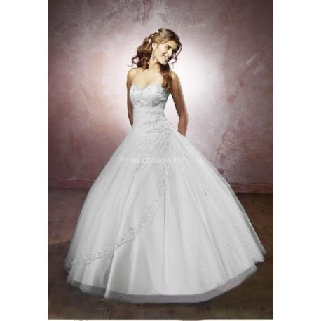 princeznovské svatební šaty s bohatou sukní Nina XXL-3XL