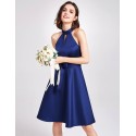 krátké tmavě modré saténové společenské šaty