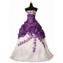 překrásné fialovo-bílé svatební a nebo společenské šaty Betty šité na zakázku