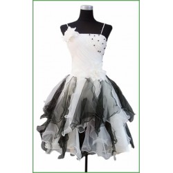 černo-bílé krátké společenské šaty Jody