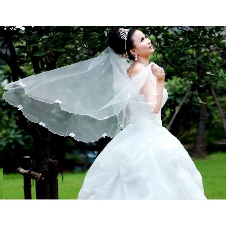 svatební závoj SKLADEM