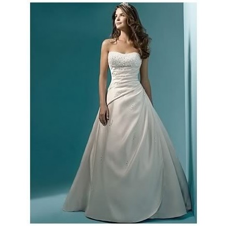 bohaté svatební šaty Aurelia